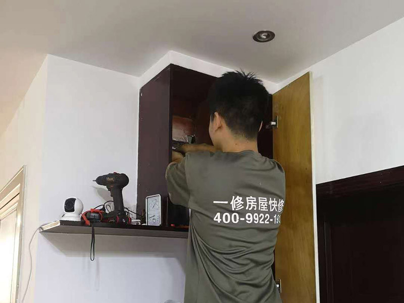 厦门家具维修师傅上门服务