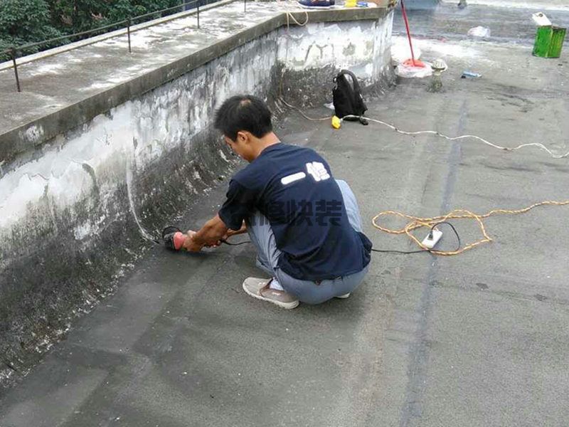 青羊区房屋漏水怎么修补_成都青羊区漏水检测上门服务费标准(图3)